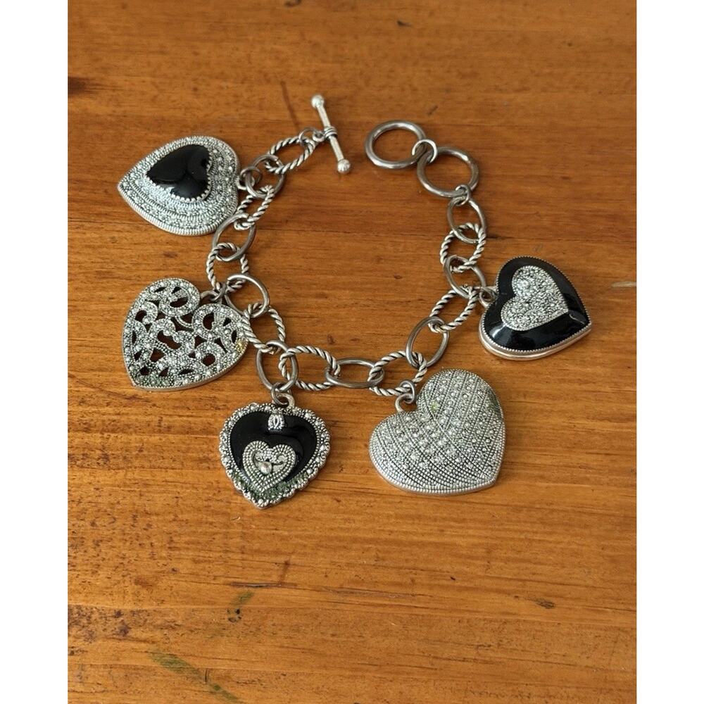 Silver Tone Heart Charm Bracelet Dangle Romantic Jewelry Gift Idea - Picture 3 of 9